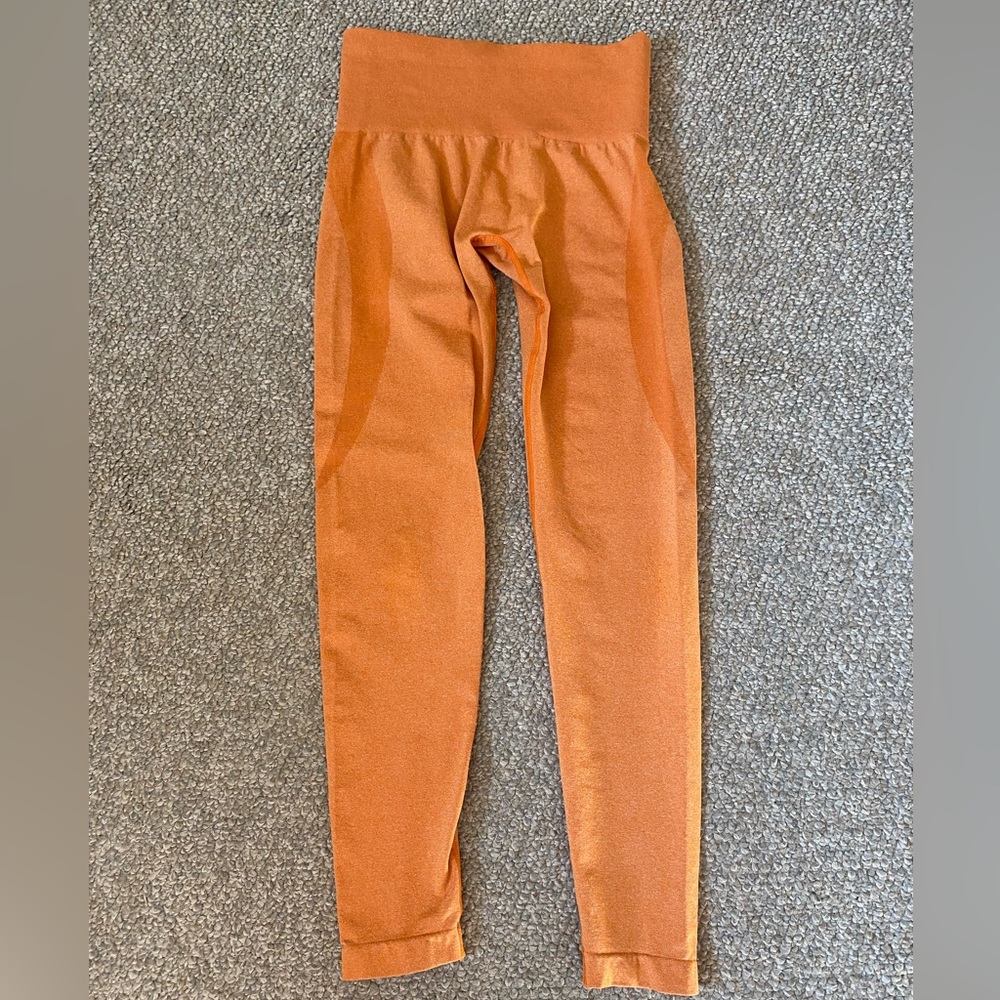 NVGTN Contour Seamless Leggings, size small, light orange color